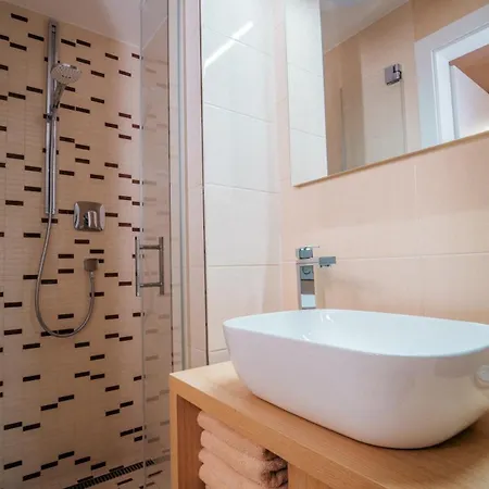 Richelieu Апартаменты *